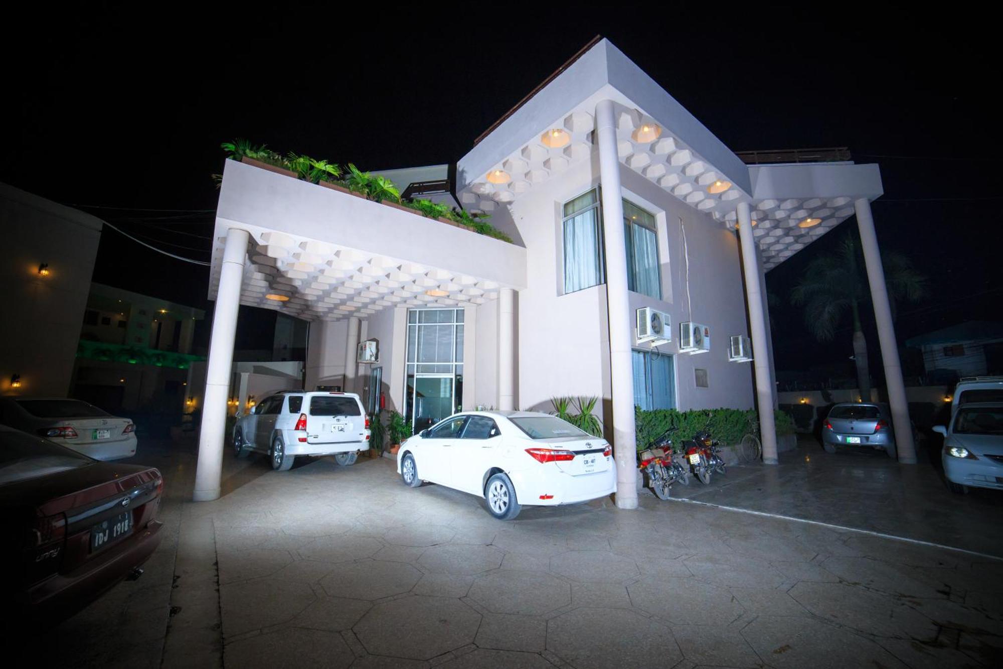 Hotel Vip House Peschawar Exterior foto